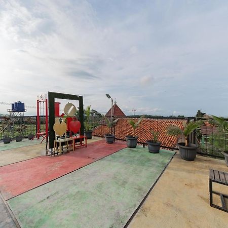 Reddoorz Resort Syariah @ Jaya Tirta Abadi Purwakarta Exterior photo