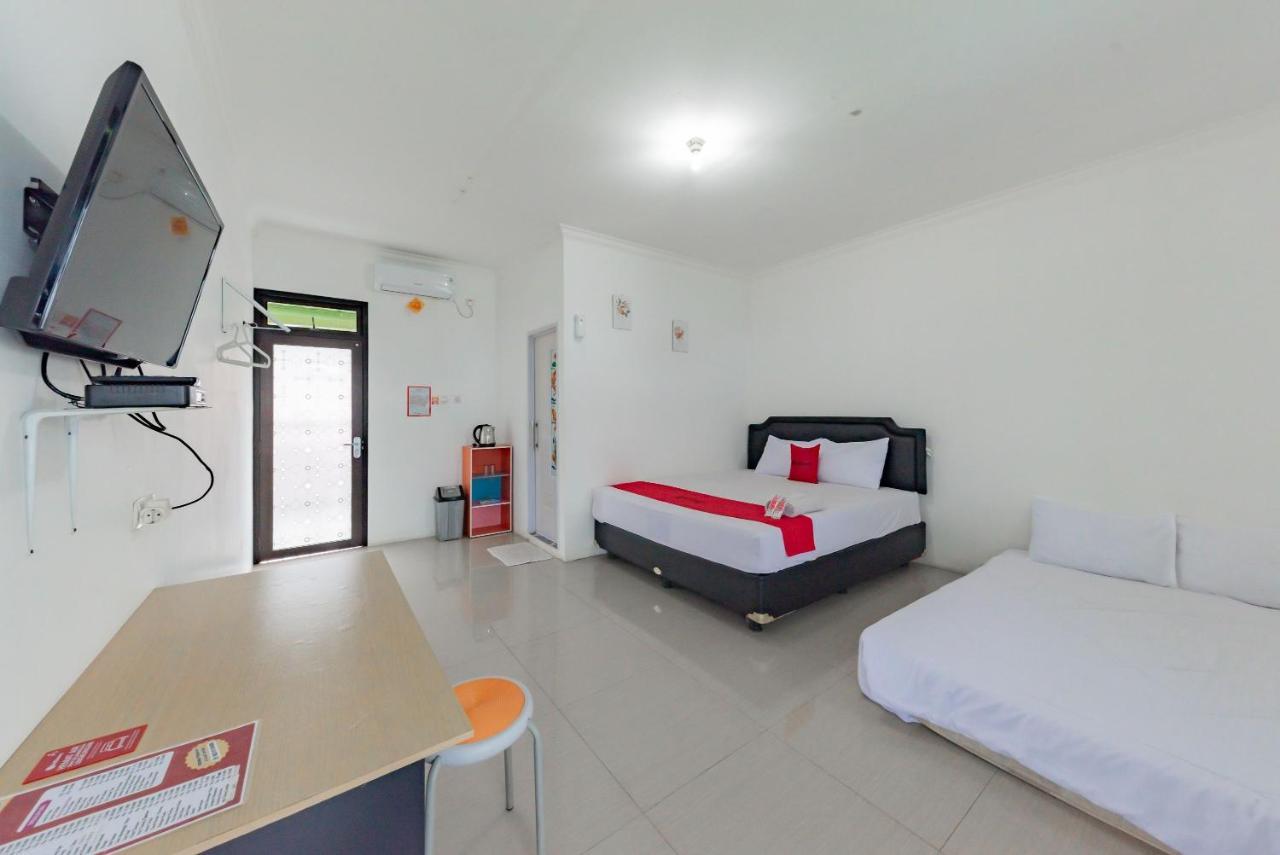 Reddoorz Resort Syariah @ Jaya Tirta Abadi Purwakarta Exterior photo